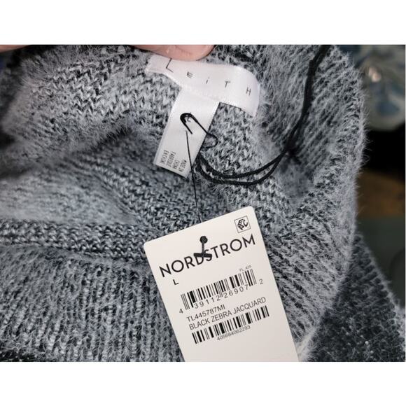 Leith Soft Fuzzy Button Cardigan Sweater LARGE NEW  Black Zebra NWT - Picture 7 of 7